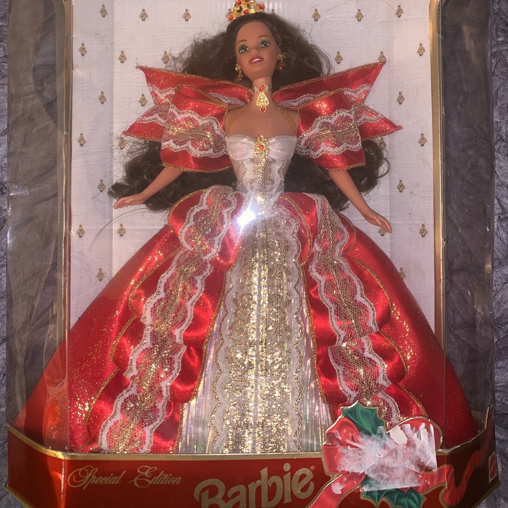 Special edition holiday 1997 Barbie!